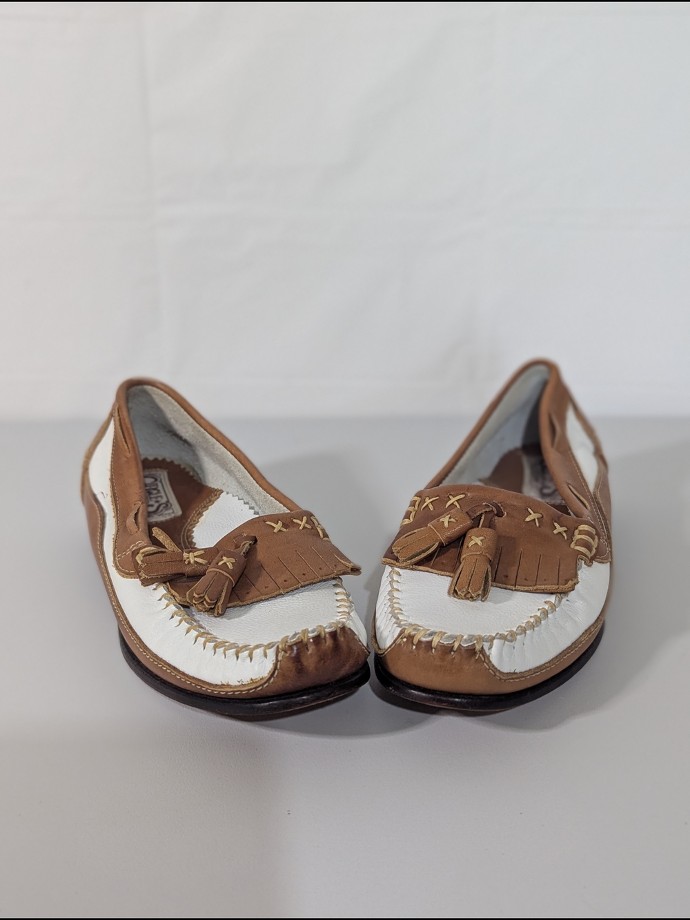 Circle S Leather Kiltie Tassel Loafers Women’s 6.5 M Brown White Moccasin Flats